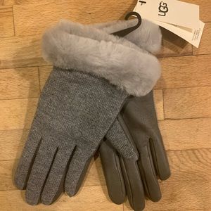 Ugh smart fabric gloves NEW w Tags